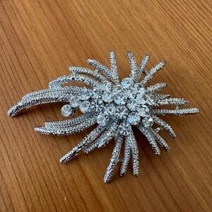 Silver Tone Rhinestone Sunburst‎ Starburst Brooch Pin Statement Jewelry